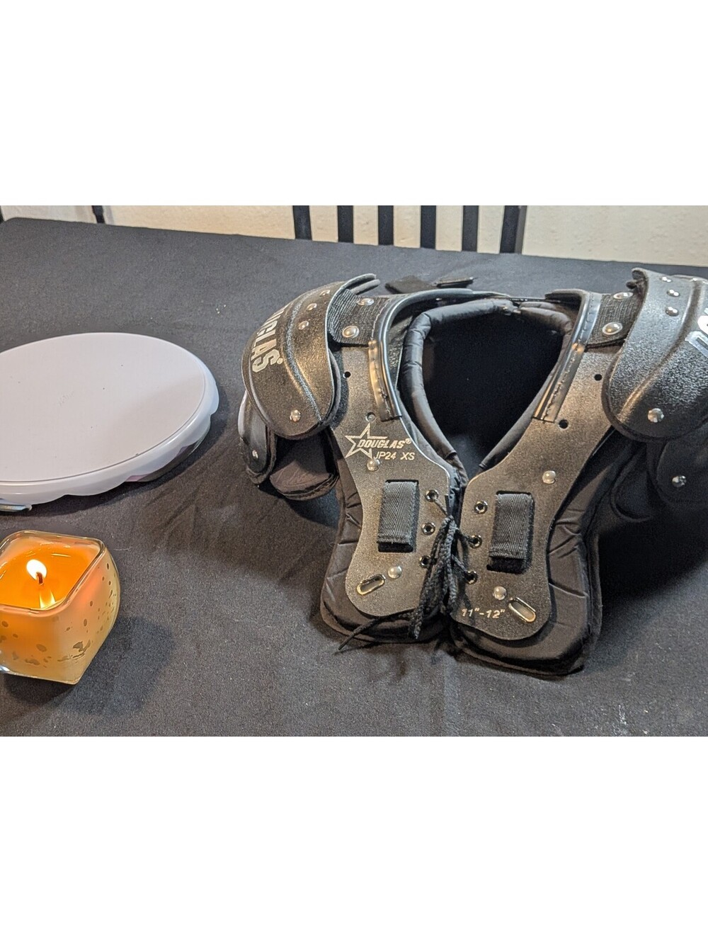 Douglas JP24 XS Youth Junior Football Shoulder Pads Black All Position
